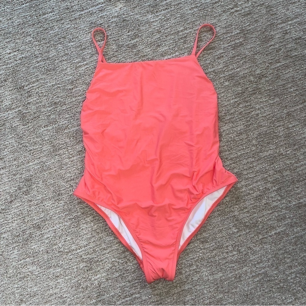 🚨 3 for $25 - Free Press Hailee Square Neck One-Piece In Coral